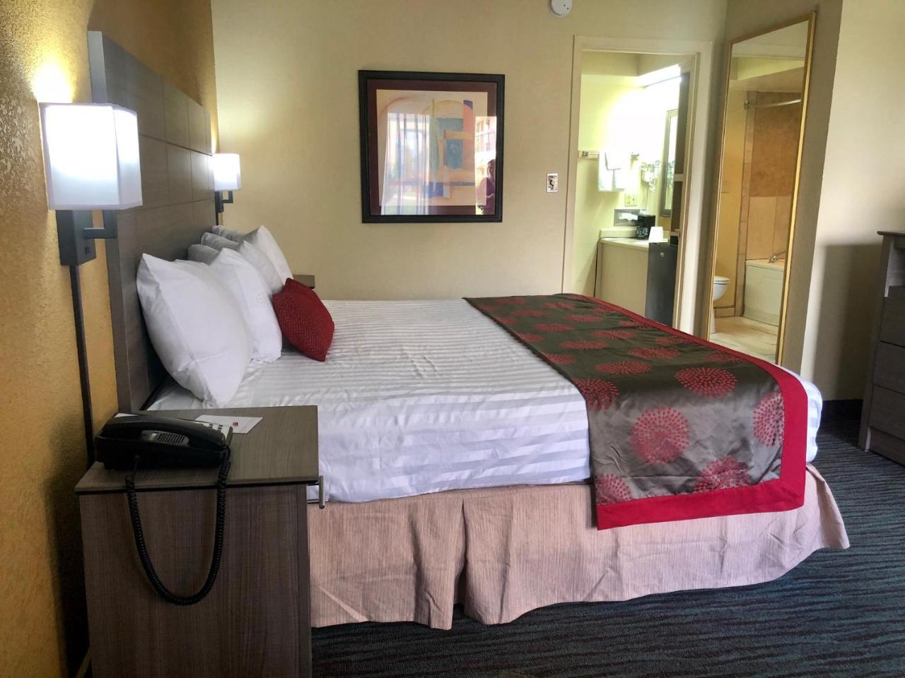 Ramada By Wyndham Lebanon Ξενοδοχείο Εξωτερικό φωτογραφία